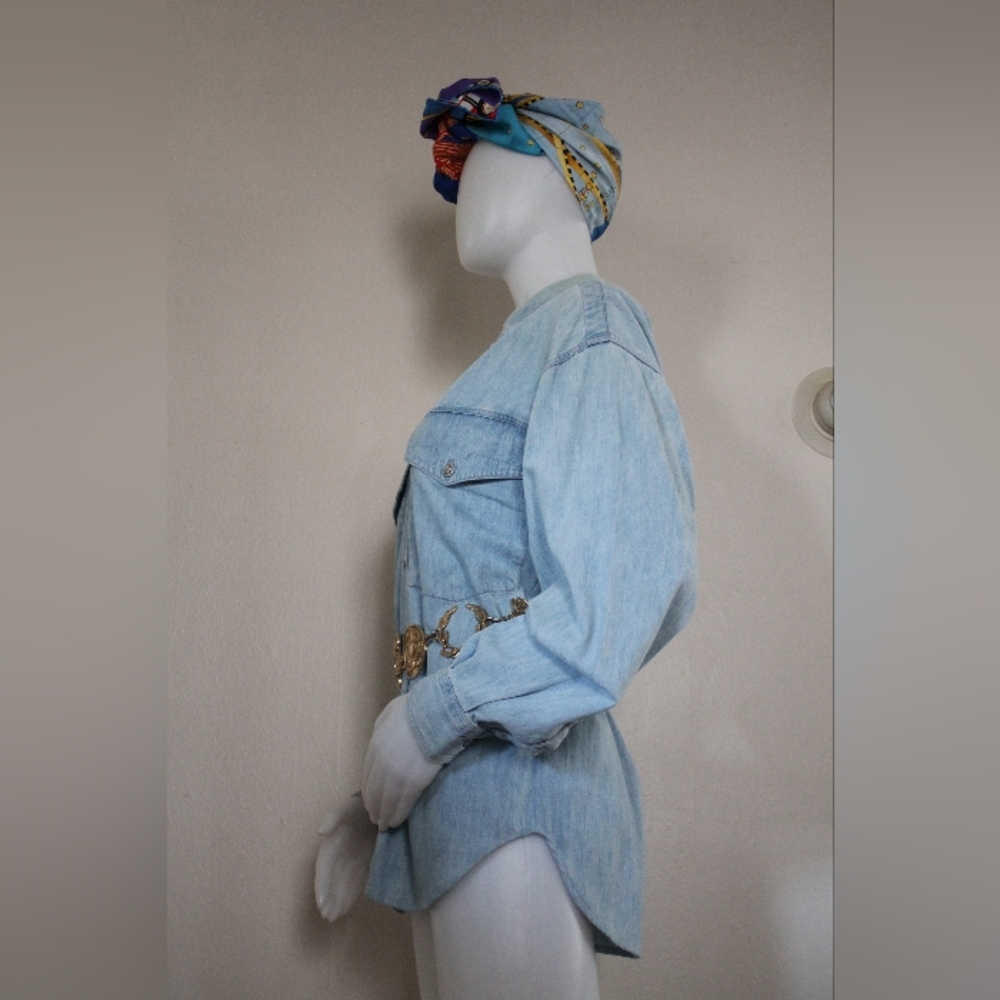 💙 Vintage '90s Versace Denim Western Button-Down Shirt - Picture 3 of 15